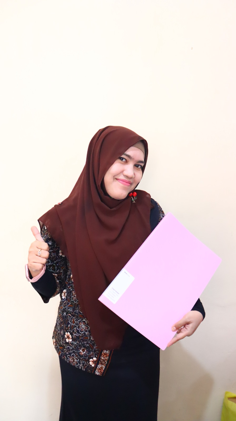 Zakiah Alawiyah, S.Pd